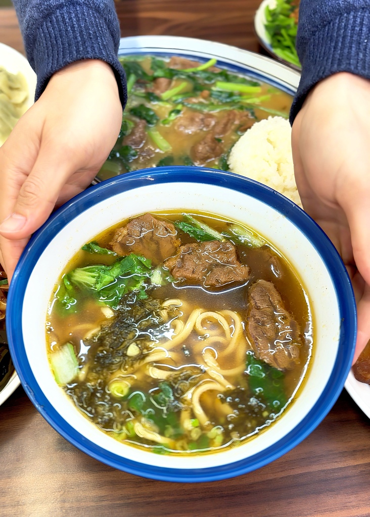 【雲林土庫美食】懷舊好滋味:張家牛肉麵的傳承與創新,30年不 【雲林土庫美食】懷舊好滋味:張家牛肉麵的傳承與創新,30年不