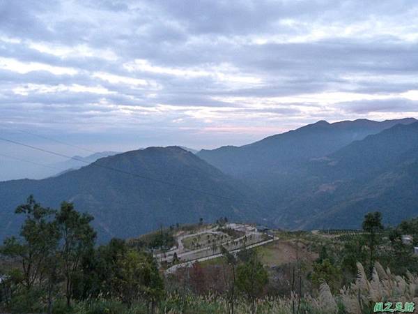 愛上喜翁(民都有山北峰)