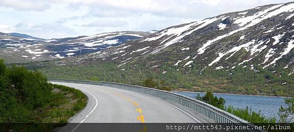 蓋倫格峽灣(Geirangerfjord )→里耳哈默Lillehammer沿途風光 (9).jpg