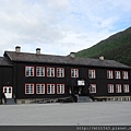 蓋倫格峽灣(Geirangerfjord )→里耳哈默Lillehammer沿途風光 (14).jpg