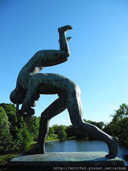 奧斯陸。維吉蘭雕刻公園 (Vigeland Park) (8).JPG