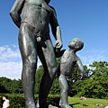 奧斯陸。維吉蘭雕刻公園 (Vigeland Park) (16).JPG
