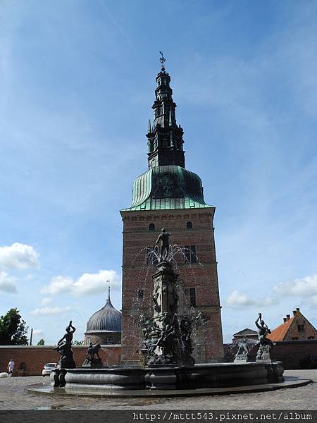 丹麥。菲德烈古堡(Frederiksborg Slot) (15).JPG