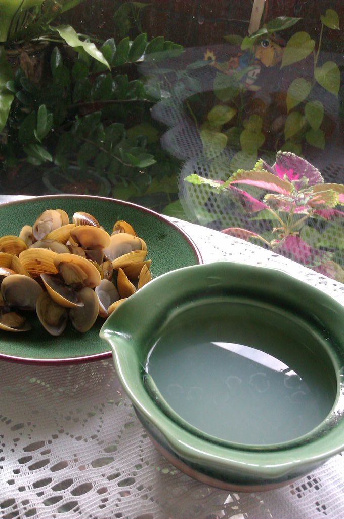 【健康養生飲食—燉補食物】保肝蜆湯-簡單ㄉ愛.愛妳ㄉ小心肝!!(上班族四神湯簡易悶燒鍋或電鍋食譜)