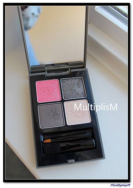 three 4D eyeshadow 03 -2.jpg