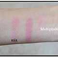 charlottetilbury BLUSH love is the drug swatch.jpg