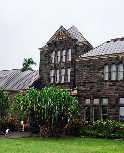 bishop museum front door.jpg