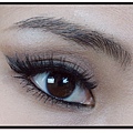 ariana grande eye makeup.jpg