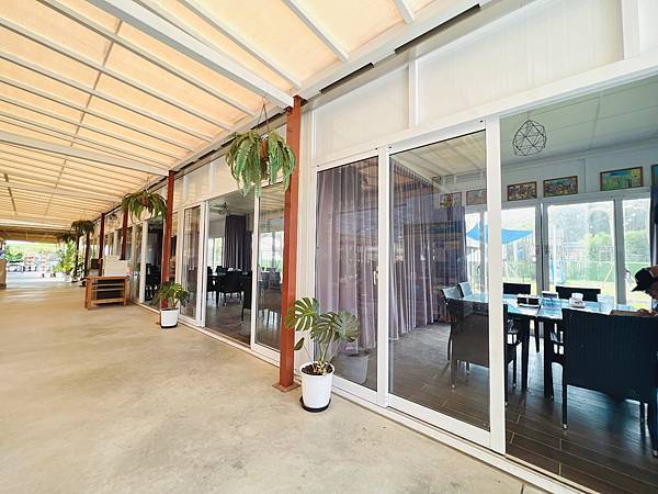 ★彰化●哈比雪兒親子餐廳*有大草皮遊戲區、小火車、餵魚區,不 ★彰化●哈比雪兒親子餐廳*有大草皮遊戲區、小火車、餵魚區,不