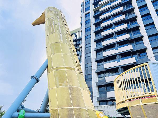 ★苗栗●頭份*音樂公園*七公尺高的薩克斯風特色公園,好玩又放 ★苗栗●頭份*音樂公園*七公尺高的薩克斯風特色公園,好玩又放