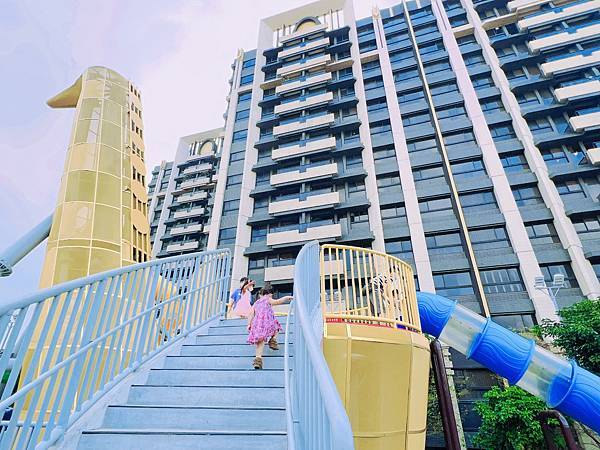 ★苗栗●頭份*音樂公園*七公尺高的薩克斯風特色公園,好玩又放 ★苗栗●頭份*音樂公園*七公尺高的薩克斯風特色公園,好玩又放