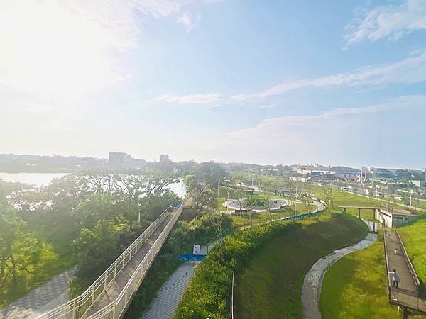 ★桃園●觀音＊水之丘特色公園＊來趣玩藍白色系度假風的滑水道，