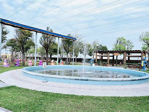 ★彰化●長頸鹿休閒農場*週末限定親子點,親子手搖船、電動車、 ★彰化●長頸鹿休閒農場*週末限定親子點,親子手搖船、電動車、