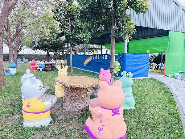 ★彰化●長頸鹿休閒農場*週末限定親子點,親子手搖船、電動車、 ★彰化●長頸鹿休閒農場*週末限定親子點,親子手搖船、電動車、