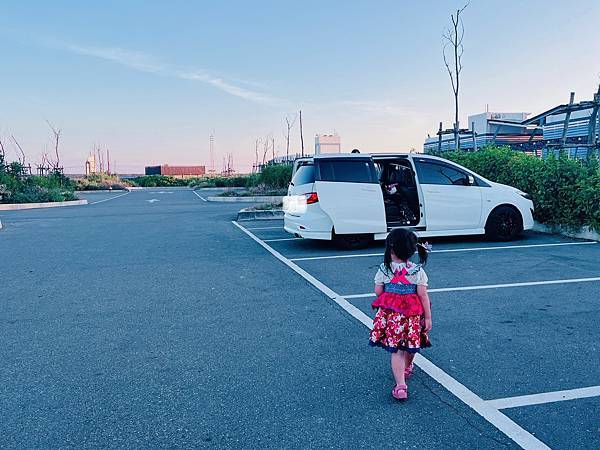 ★彰化●王功漁港*超好玩刺激的鐵牛車體驗,挖蛤烤蚵一次滿足大 ★彰化●王功漁港*超好玩刺激的鐵牛車體驗,挖蛤烤蚵一次滿足大