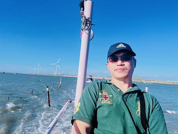 ★彰化●王功漁港*超好玩刺激的鐵牛車體驗,挖蛤烤蚵一次滿足大 ★彰化●王功漁港*超好玩刺激的鐵牛車體驗,挖蛤烤蚵一次滿足大