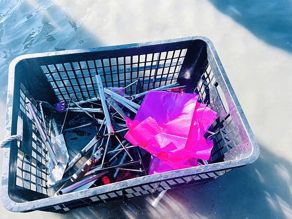 ★彰化●王功漁港*超好玩刺激的鐵牛車體驗,挖蛤烤蚵一次滿足大 ★彰化●王功漁港*超好玩刺激的鐵牛車體驗,挖蛤烤蚵一次滿足大