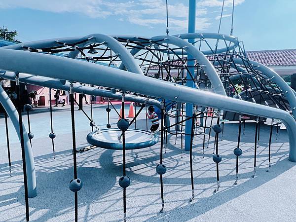 ★嘉義●竹崎*竹崎親水公園*夏日限定免費玩水景點,有大水桶、 ★嘉義●竹崎*竹崎親水公園*夏日限定免費玩水景點,有大水桶、