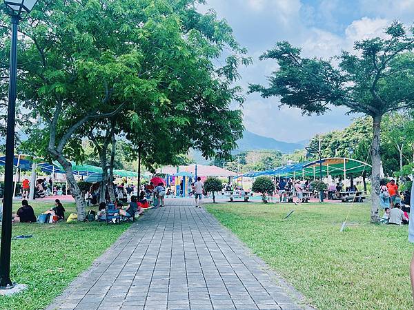 ★嘉義●竹崎*竹崎親水公園*夏日限定免費玩水景點,有大水桶、 ★嘉義●竹崎*竹崎親水公園*夏日限定免費玩水景點,有大水桶、