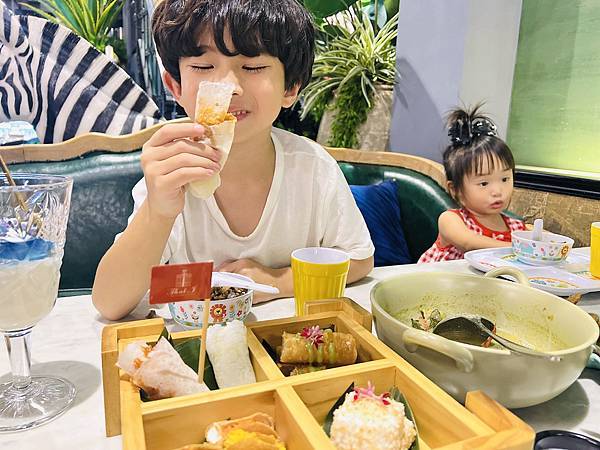 ★桃園美食●Thai J 泰式花園餐廳*全台首創泰式下午茶上 ★桃園美食●Thai J 泰式花園餐廳*全台首創泰式下午茶上