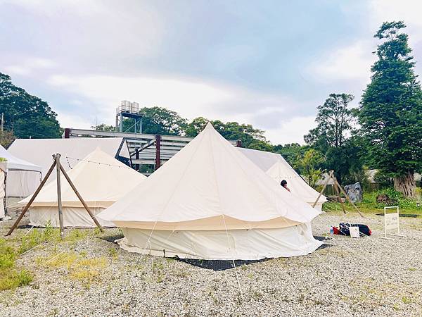 ★桃園●龍潭＊隆泉休閒農場＊有超可愛的水上哈比木屋露營區、網