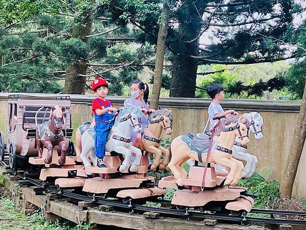 ★新竹●關西＊六福村主題遊樂園＊號稱台版環球影城，水陸都好玩