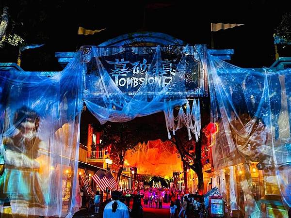 ★新竹●關西＊六福村主題遊樂園＊號稱台版環球影城，水陸都好玩