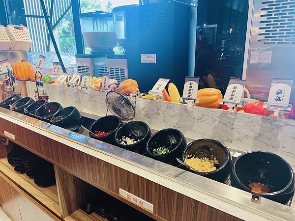 ★高雄●左營*圓砌鴛鴦升降鍋物,平日午餐只要$268起,自助 ★高雄●左營*圓砌鴛鴦升降鍋物,平日午餐只要$268起,自助