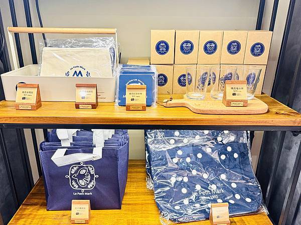 ★新北●金山*瑪克的院子*座落在朱銘美術館內,舒適的用餐空間 ★新北●金山*瑪克的院子*座落在朱銘美術館內,舒適的用餐空間