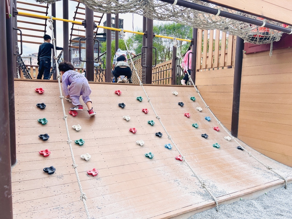 ★宜蘭親子景點推薦★『 九號特色公園 』宜蘭市區放電好去處, ★宜蘭親子景點推薦★『 九號特色公園 』宜蘭市區放電好去處,