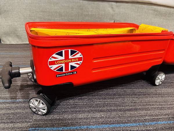 ★好物推薦★美國Travel Buddies – 兒童行李箱 ★好物推薦★美國Travel Buddies – 兒童行李箱