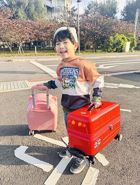 ★好物推薦★美國Travel Buddies – 兒童行李箱 ★好物推薦★美國Travel Buddies – 兒童行李箱