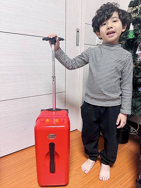 ★好物推薦★美國Travel Buddies – 兒童行李箱 ★好物推薦★美國Travel Buddies – 兒童行李箱