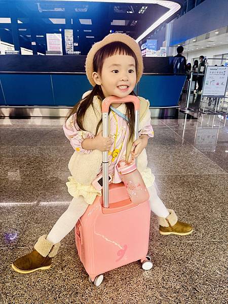 ★好物推薦★美國Travel Buddies – 兒童行李箱 ★好物推薦★美國Travel Buddies – 兒童行李箱