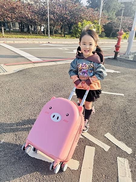 ★好物推薦★美國Travel Buddies – 兒童行李箱 ★好物推薦★美國Travel Buddies – 兒童行李箱