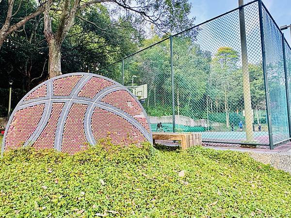 ★桃園●龜山＊隱藏版賞櫻景點『長庚養生文化村』，超適合親子的