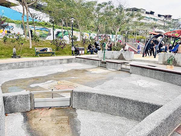 ★新北●鶯歌*最美拍的『鶯歌永吉公園』,擁有雙色櫻花、炮仗花 ★新北●鶯歌*最美拍的『鶯歌永吉公園』,擁有雙色櫻花、炮仗花