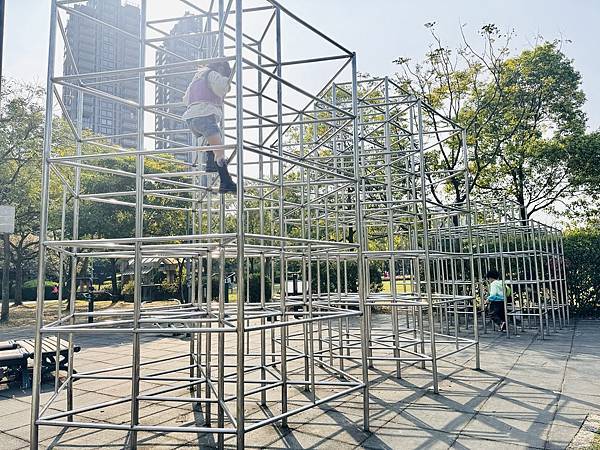 ★台北●大安區★隱藏在大安森林公園內的『森林之王兒童遊戲場』 ★台北●大安區★隱藏在大安森林公園內的『森林之王兒童遊戲場』