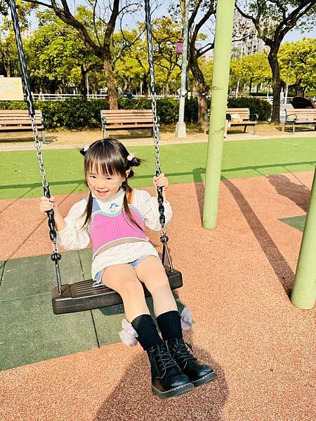 ★台北●大安區★隱藏在大安森林公園內的『森林之王兒童遊戲場』