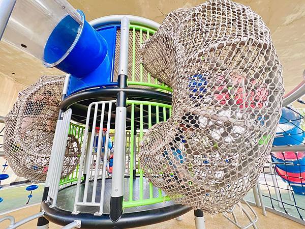 ★嘉義親子景點推薦★超吸睛飛碟機器人設計『番仔溝公園』,木造 ★嘉義親子景點推薦★超吸睛飛碟機器人設計『番仔溝公園』,木造