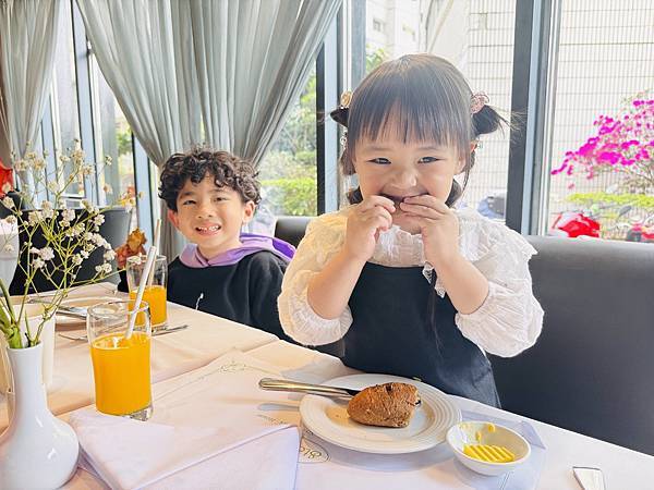 ★台北餐廳推薦★老字號經典牛排館『雅室牛排-仁愛圓環店』,情 ★台北餐廳推薦★老字號經典牛排館『雅室牛排-仁愛圓環店』,情