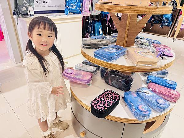 只想給孩子最好的!好物推薦★Beckmann挪威護脊書包、G 只想給孩子最好的!好物推薦★Beckmann挪威護脊書包、G