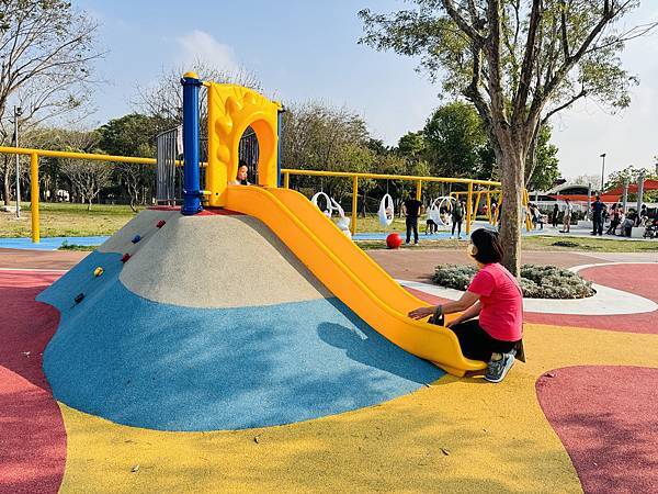 ★彰化親子景點推薦★『田尾怡心園』特色遊戲場萌度爆表,磨石子 ★彰化親子景點推薦★『田尾怡心園』特色遊戲場萌度爆表,磨石子