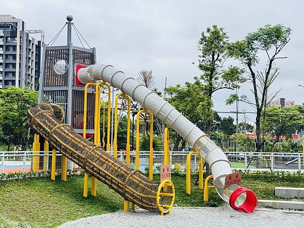 ★新北親子景點推薦★全台唯一最新影視主題『吉祥公園』特色遊戲 ★新北親子景點推薦★全台唯一最新影視主題『吉祥公園』特色遊戲