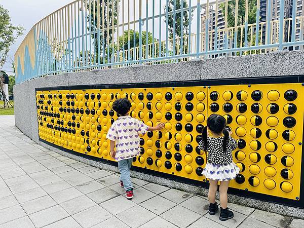 ★新北●林口＊全台唯一最新影視主題『吉祥公園』特色遊戲場，六