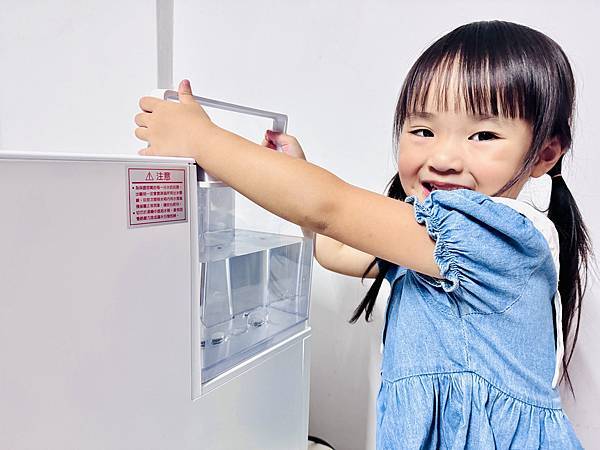 ★好物推薦★3M 4.5L免安裝三道式濾淨冷熱飲水機 L22 ★好物推薦★3M 4.5L免安裝三道式濾淨冷熱飲水機 L22