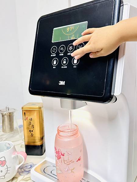 ★好物推薦★3M 4.5L免安裝三道式濾淨冷熱飲水機 L22 ★好物推薦★3M 4.5L免安裝三道式濾淨冷熱飲水機 L22