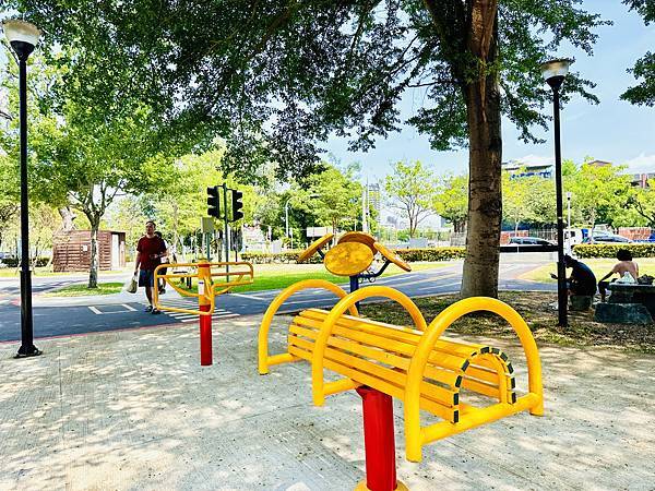 ★台中親子景點推薦★泉源兒童主題特色遊戲場,台中首座兒童交通 ★台中親子景點推薦★泉源兒童主題特色遊戲場,台中首座兒童交通