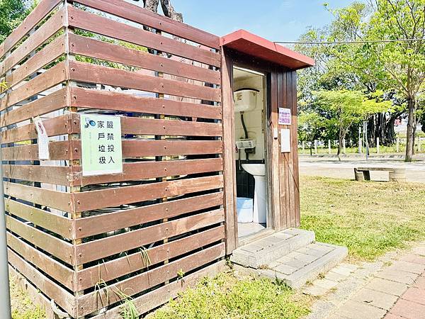 ★台中親子景點推薦★泉源兒童主題特色遊戲場,台中首座兒童交通 ★台中親子景點推薦★泉源兒童主題特色遊戲場,台中首座兒童交通