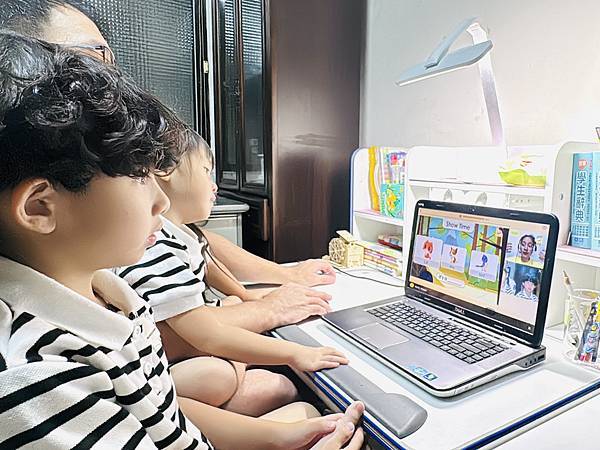 ★育兒推薦★兒童線上英文推薦『51Talk兒童線上英文』一對 ★育兒推薦★兒童線上英文推薦『51Talk兒童線上英文』一對